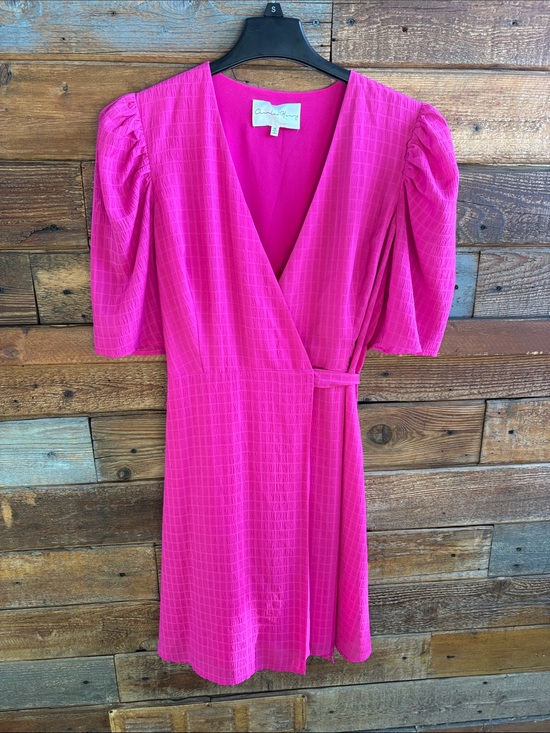 Charles Henry Dresses & Skirts - Charles Henry Hot Pink Wrap Mini Dress with Puff Sleeves